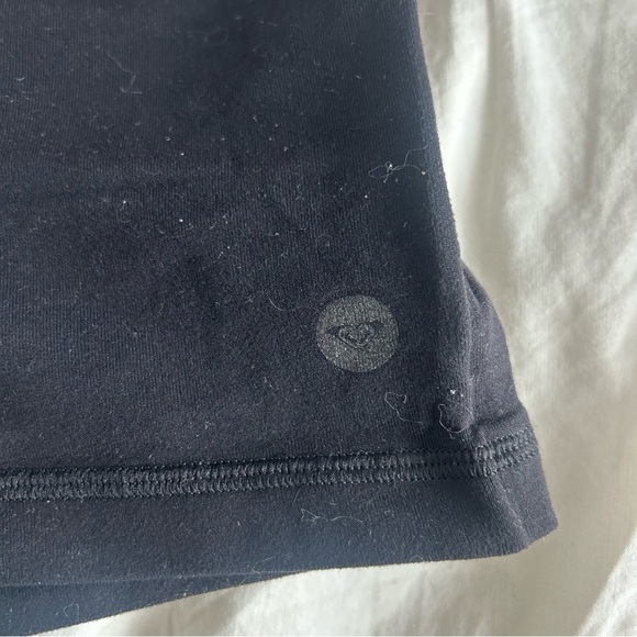 Women’s Roxy Booty Sleep Shorts - Picture 2 of 5